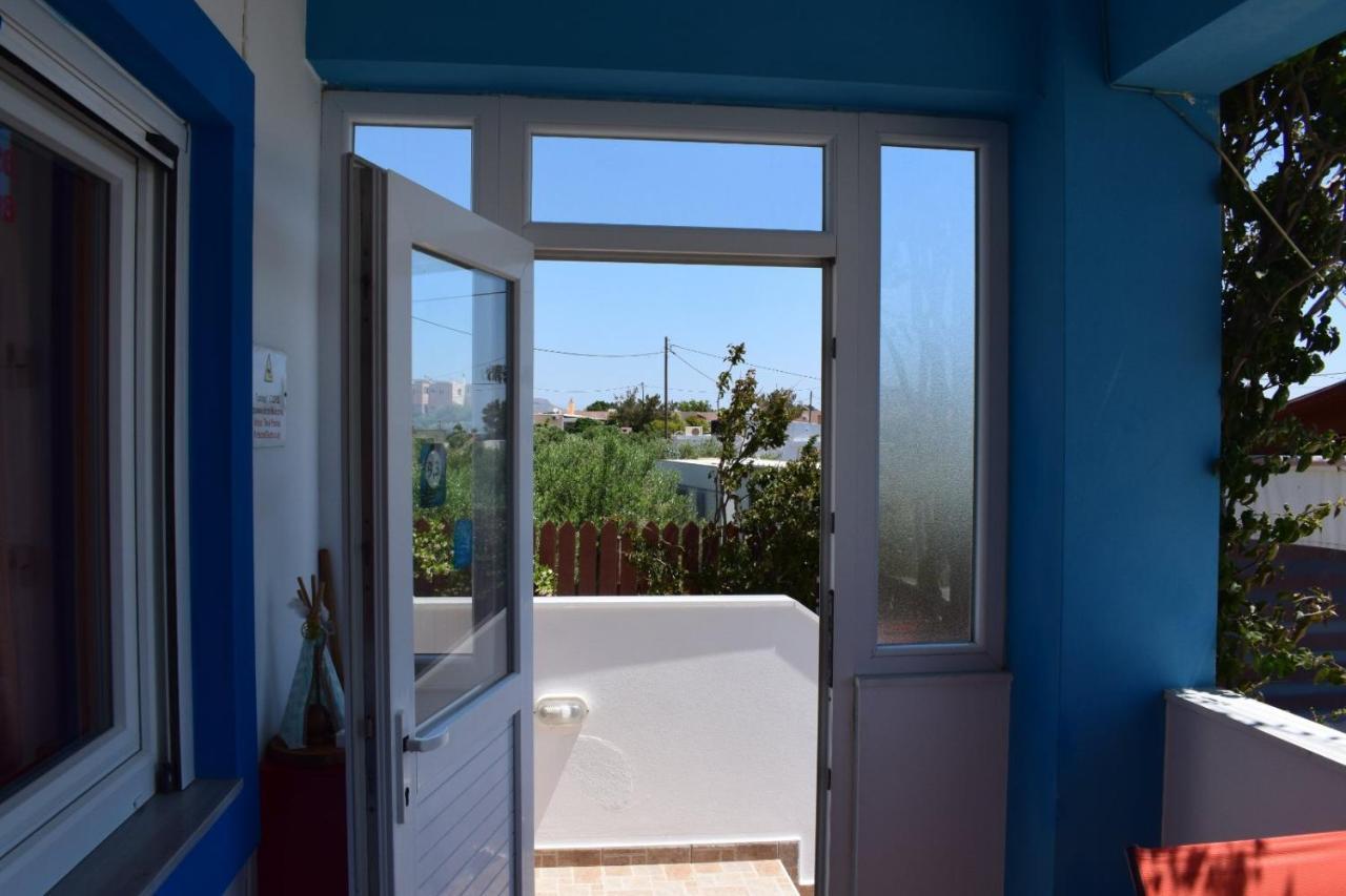 Paris * Xerokampos (Crete)